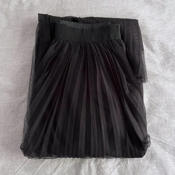 Tulle Midi Ballerina Skirt Black | Mable - Picture 4 of 4